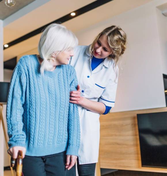 old-woman-retirement-home